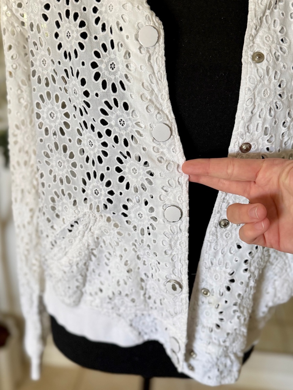 Victoria’s Secret White Eyelet Bomber Jacket Large Cottagecore Boho Floral - Picture 9 of 16